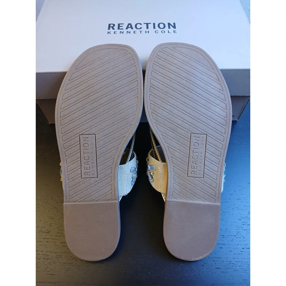 Kenneth Cole Reaction Winni Soft Gold Crystal Thong Flat Sandals Womens Size 7